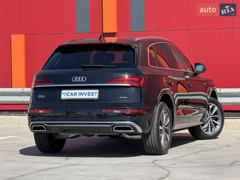 Внедорожник / Кроссовер Audi Q5 2024 в Киеве