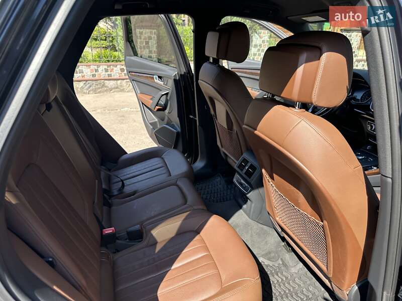 Внедорожник / Кроссовер Audi Q5 2020 в Недригайлове