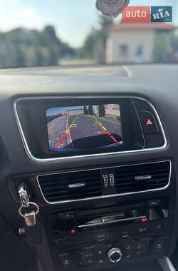Внедорожник / Кроссовер Audi Q5 2012 в 