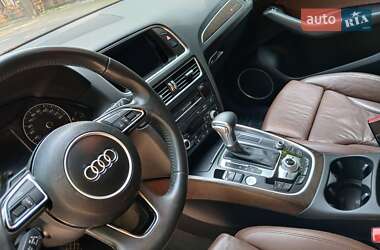Внедорожник / Кроссовер Audi Q5 2015 в 