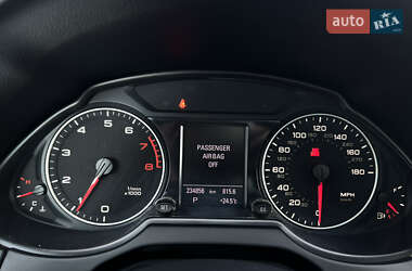 Внедорожник / Кроссовер Audi Q5 2012 в 