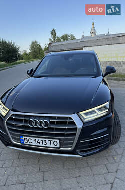 Внедорожник / Кроссовер Audi Q5 2018 в 