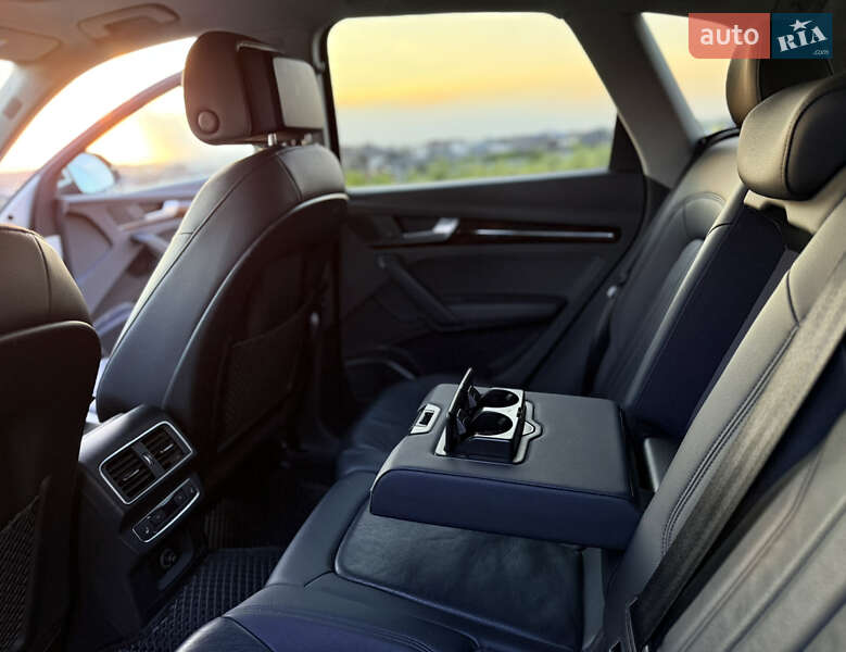 Внедорожник / Кроссовер Audi Q5 2017 в Ровно фото 16 Внедорожник / Кроссовер Audi Q5 2017 в Ровно