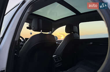 Внедорожник / Кроссовер Audi Q5 2017 в 