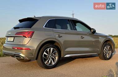 Внедорожник / Кроссовер Audi Q5 2023 в 