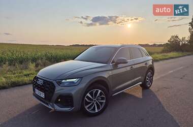 Внедорожник / Кроссовер Audi Q5 2023 в 
