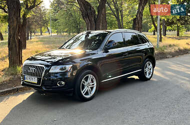 Внедорожник / Кроссовер Audi Q5 2012 в 