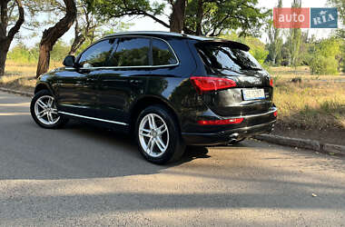 Внедорожник / Кроссовер Audi Q5 2012 в 