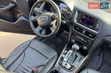 Внедорожник / Кроссовер Audi Q5 2012 в 