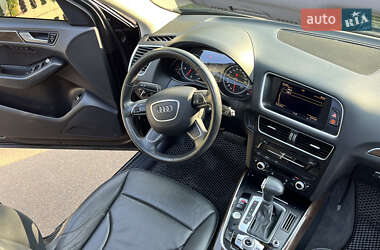 Внедорожник / Кроссовер Audi Q5 2012 в 