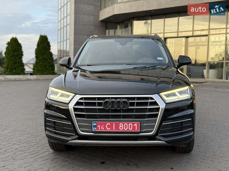 Внедорожник / Кроссовер Audi Q5 2017 в Хмельницком