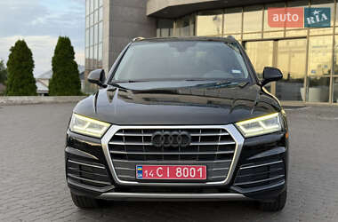 Внедорожник / Кроссовер Audi Q5 2017 в 