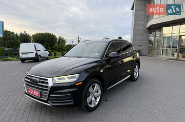 Внедорожник / Кроссовер Audi Q5 2017 в 