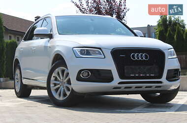 Позашляховик / Кросовер Audi Q5 2015 в Рівному