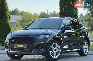 Внедорожник / Кроссовер Audi Q5 2021 в 