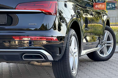 Внедорожник / Кроссовер Audi Q5 2021 в 