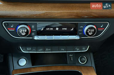 Внедорожник / Кроссовер Audi Q5 2021 в 