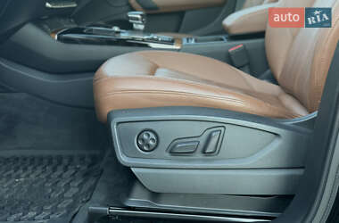 Внедорожник / Кроссовер Audi Q5 2021 в 
