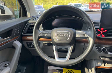 Внедорожник / Кроссовер Audi Q5 2022 в 