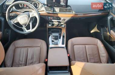 Внедорожник / Кроссовер Audi Q5 2021 в 