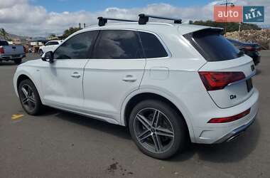 Внедорожник / Кроссовер Audi Q5 2021 в 