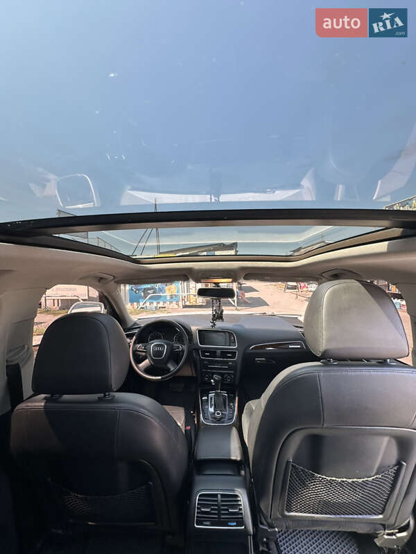 Позашляховик / Кросовер Audi Q5 2011 в Кременчуці