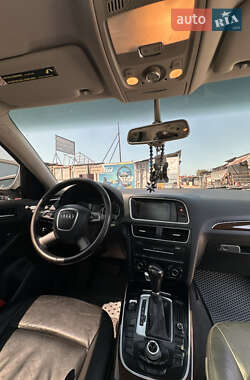 Внедорожник / Кроссовер Audi Q5 2011 в 