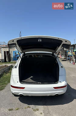 Внедорожник / Кроссовер Audi Q5 2011 в 