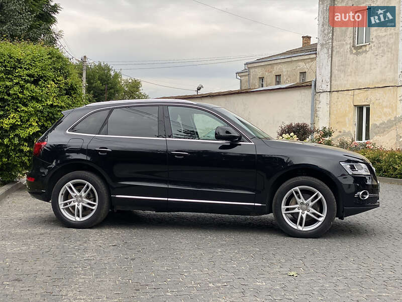 Внедорожник / Кроссовер Audi Q5 2015 в Луцке