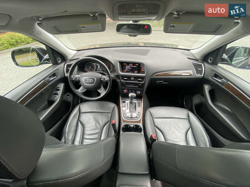 Внедорожник / Кроссовер Audi Q5 2015 в Луцке