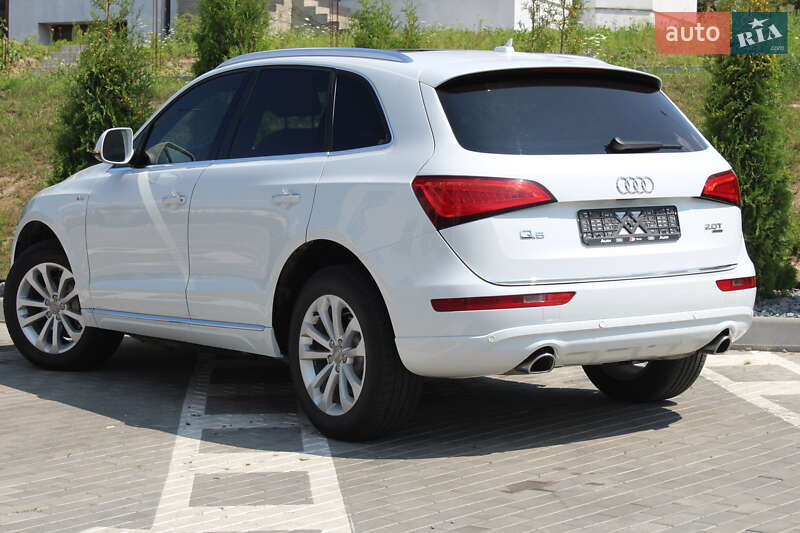 Внедорожник / Кроссовер Audi Q5 2015 в Ровно