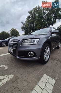 Внедорожник / Кроссовер Audi Q5 2016 в 