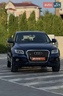 Внедорожник / Кроссовер Audi Q5 2016 в 