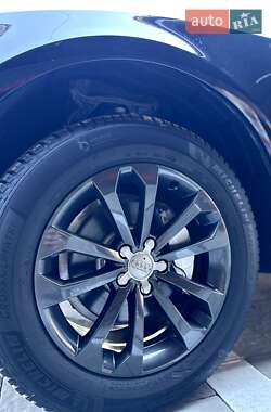 Внедорожник / Кроссовер Audi Q5 2015 в 