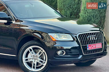 Внедорожник / Кроссовер Audi Q5 2016 в 