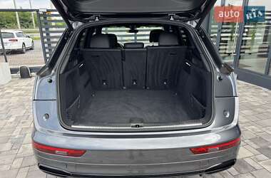 Внедорожник / Кроссовер Audi Q5 2019 в 
