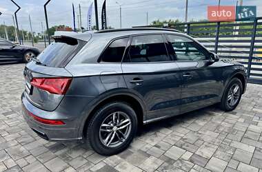 Внедорожник / Кроссовер Audi Q5 2019 в 