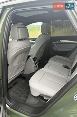 Внедорожник / Кроссовер Audi Q5 2023 в 