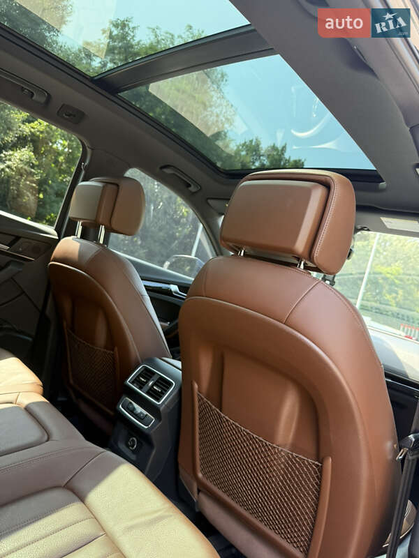 Позашляховик / Кросовер Audi Q5 2018 в Києві
