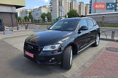 Внедорожник / Кроссовер Audi Q5 2015 в 