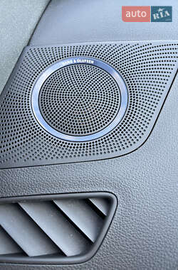 Внедорожник / Кроссовер Audi Q5 2015 в 
