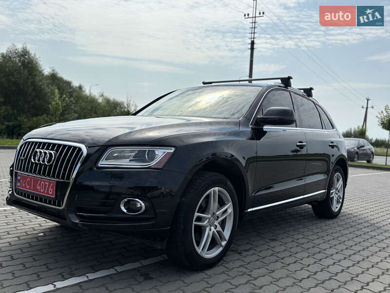 Внедорожник / Кроссовер Audi Q5 2015 в 