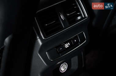 Внедорожник / Кроссовер Audi Q5 2019 в 