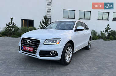 Внедорожник / Кроссовер Audi Q5 2015 в 