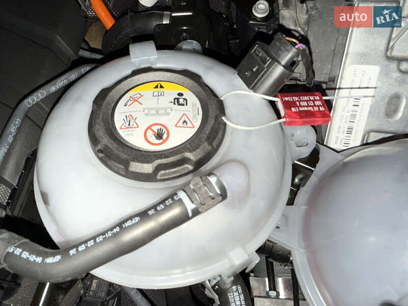 Внедорожник / Кроссовер Audi Q5 2023 в Киеве фото 17 Внедорожник / Кроссовер Audi Q5 2023 в Киеве