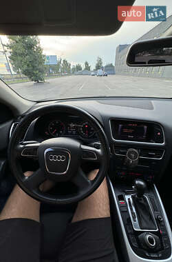 Внедорожник / Кроссовер Audi Q5 2012 в 