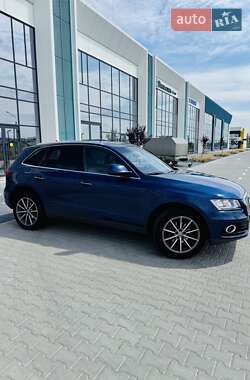 Позашляховик / Кросовер Audi Q5 2015 в Львові