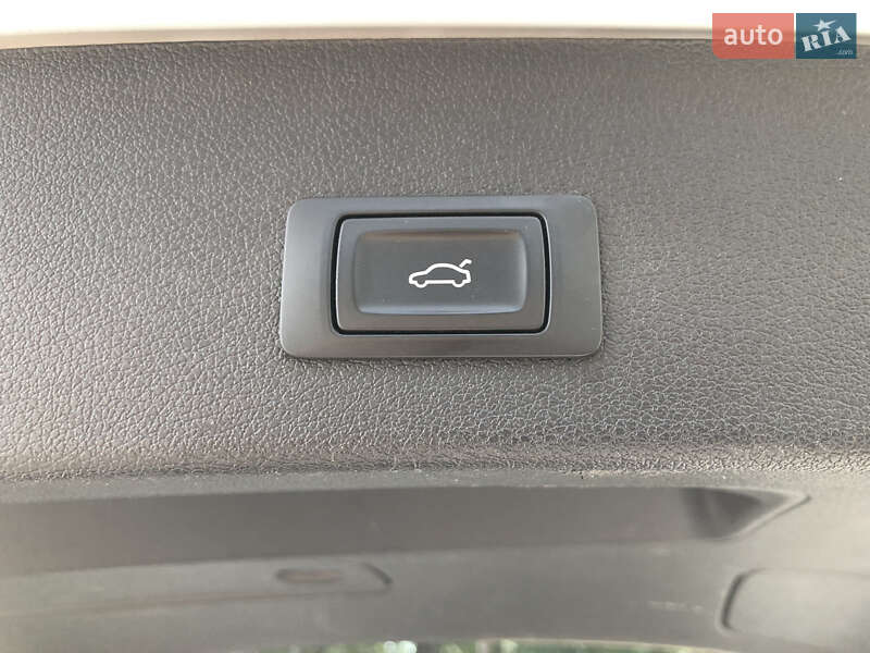 Внедорожник / Кроссовер Audi Q5 2013 в Киеве