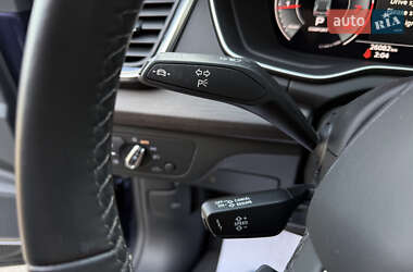 Внедорожник / Кроссовер Audi Q5 2022 в 