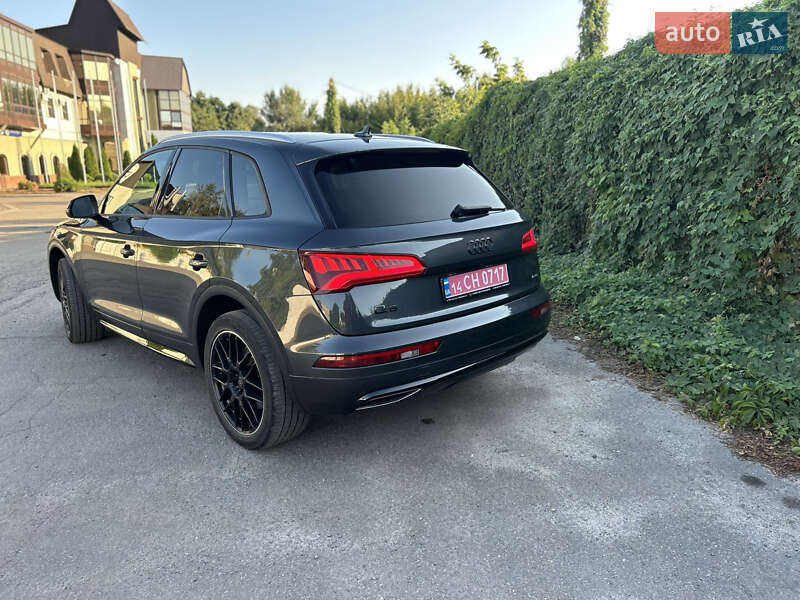 Внедорожник / Кроссовер Audi Q5 2018 в Полтаве